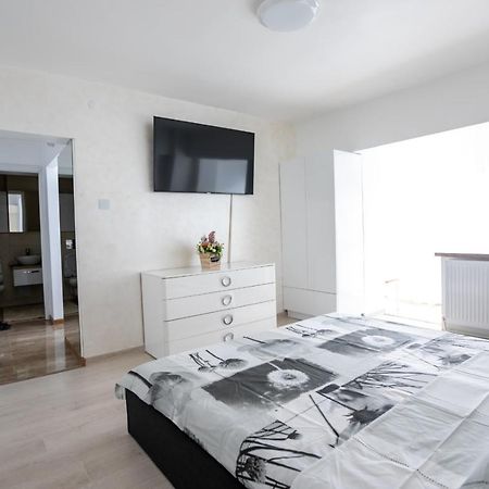 Apartament Central Targu Jiu Luaran gambar