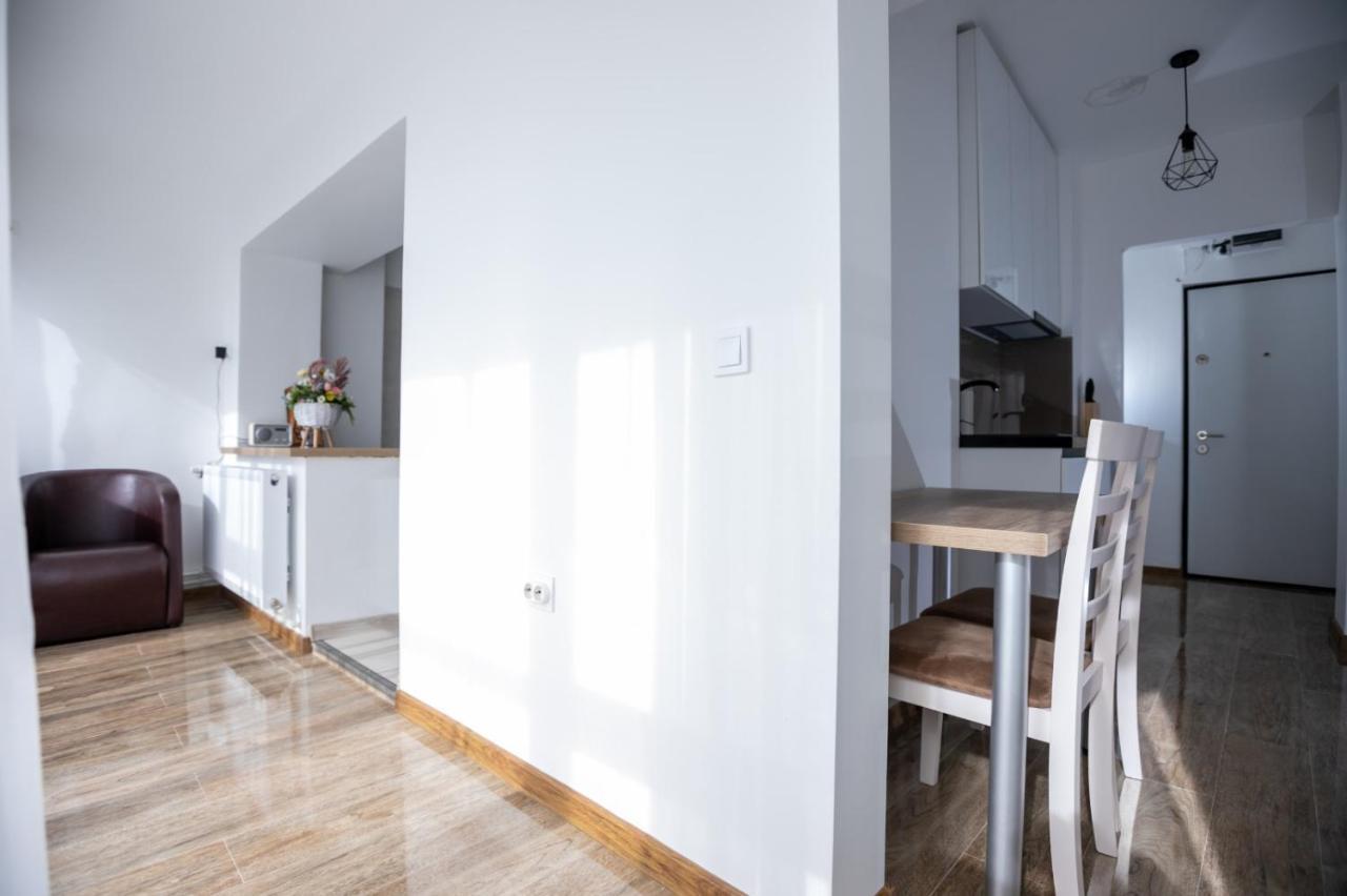Apartament Central Targu Jiu Luaran gambar