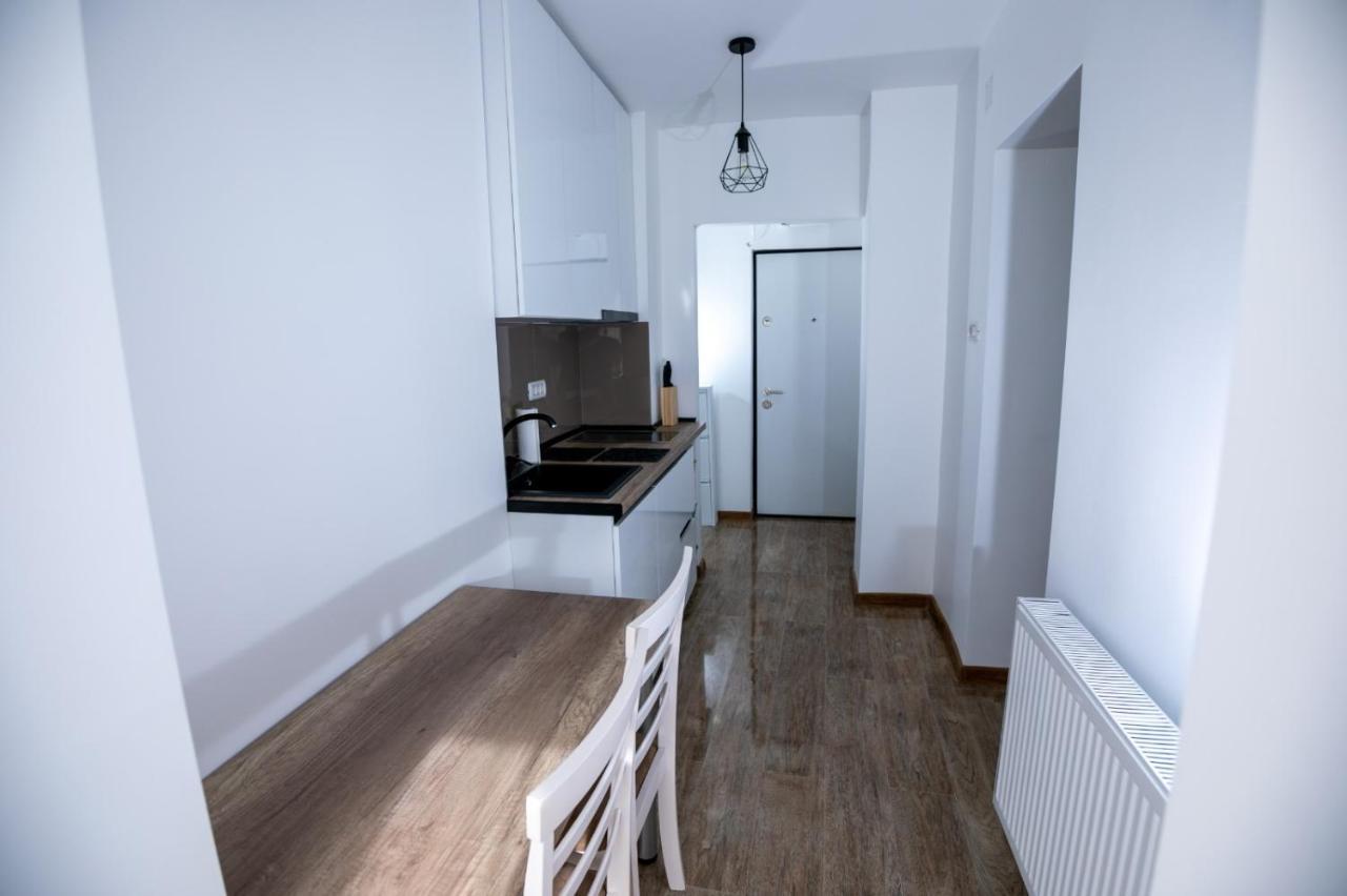 Apartament Central Targu Jiu Luaran gambar